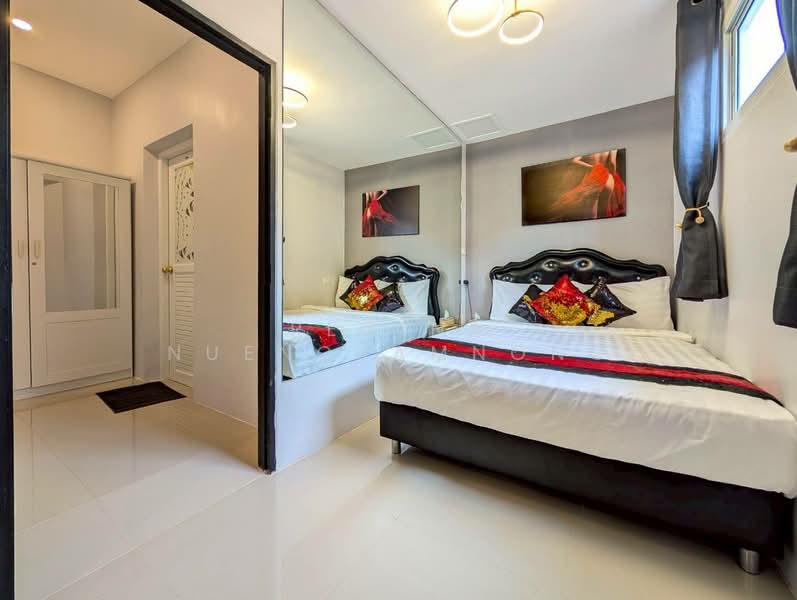 Villa Bella, Chon Buri (Pattaya), Bang Lamung, Bang Lamung (Pattaya), Chon Buri (Pattaya), 5 Bedrooms, 236 sqm, Villa For Sale, by Regina Nuengjamnong, 500206702 - DDproperty.com