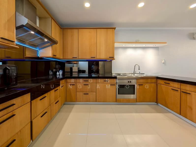 Villa Bella, Chon Buri (Pattaya), Bang Lamung, Bang Lamung (Pattaya), Chon Buri (Pattaya), 5 Bedrooms, 236 sqm, Villa For Sale, by Regina Nuengjamnong, 500206702 - DDproperty.com