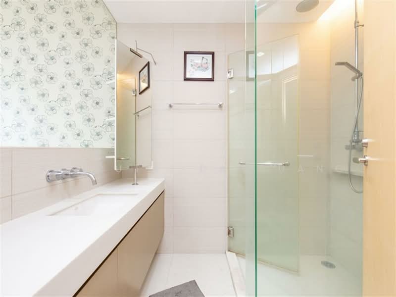 Siri At Sukhumvit, Bangkok, 902 Sukhumvit Road, Phra Kanong, Khlong Toei, Bangkok, 1 Bedroom, 58 sqm, Condo For Sale, by Kanrutai Dawruang, 500206709 - DDproperty.com