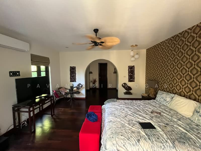 5-BR Villa, Prachuap Khiri Khan, Nong Kae, Hua Hin, Prachuap Khiri Khan, 5 Bedrooms, 550 sqm, Villa For Sale, by Pavana Sirikogar, 500206715 - DDproperty.com