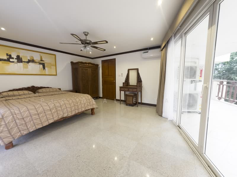 Royal Hill Resort : รอยัล ฮิลล์ รีสอร์ท, ชลบุรี, 154 ถ.ทัพพระยา, หนองปรือ, บางละมุง, ชลบุรี, 139 ตร.ม., คอนโด ขาย, โดย PLC real estate, 500206720 - DDproperty.com