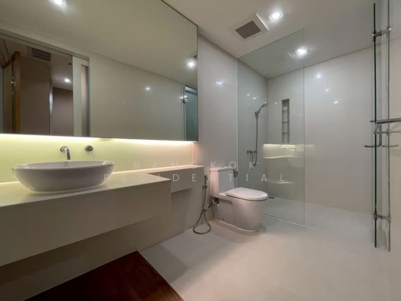 Domus 16, Bangkok, 19 Soi Sukhumvit 16, Khlong Toei, Khlong Toei, Bangkok, 3 Bedrooms, 250 sqm, Condo For Rent, by Bangkok Residential, 500206725 - DDproperty.com