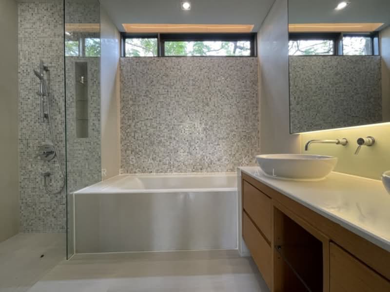 Domus 16, Bangkok, 19 Soi Sukhumvit 16, Khlong Toei, Khlong Toei, Bangkok, 3 Bedrooms, 250 sqm, Condo For Rent, by Bangkok Residential, 500206725 - DDproperty.com