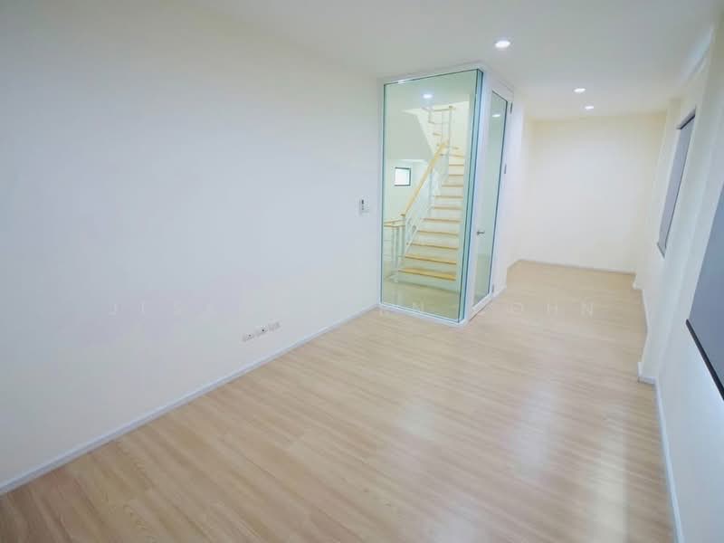 Baan Klang Muang The Edition Rama 9-Onnut, Bangkok, Highway No. 7 Parallel Route, Prawet, Prawet, Bangkok, 3 Bedrooms, 263 sqm, Single Detached House For Sale, by Jesadakorn Cohn, 500206726 - DDproperty.com