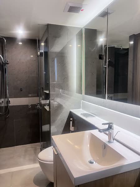 Urbitia Thonglor, Bangkok, 19 Soi Sukhumvit 36 Thonglor Road, Phra Kanong, Khlong Toei, Bangkok, 1 Bedroom, 34 sqm, Condo For Rent, by Sarocha Sakprasart, 500206733 - DDproperty.com