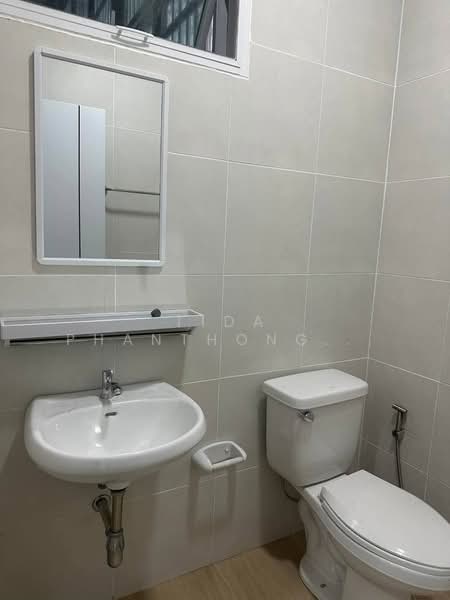 Warehouse with office space for rent in Lam Luk Ka, Khlong 3, next to the road and near the motorway, Pathum Thani, Lat Sawai, Lam Luk Ka, Pathum Thani, , 404 sqm, Warehouse/Factory For Rent, by Tida phanthonglarptawee, 500206750 - DDproperty.com