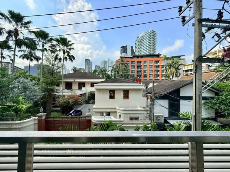 La Citta Penthouse, Bangkok, 258-8 Soi Thonglor 8, Khlong Tan Nua, Watthana, Bangkok, 3 Bedrooms, 200 sqm, Condo For Rent, by Bangkok Residential, 500206756 - DDproperty.com
