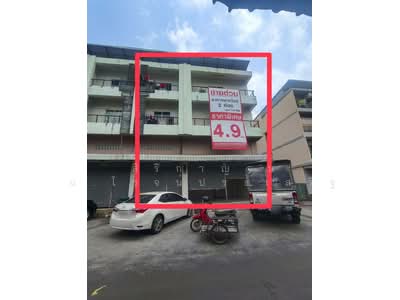 ขาย - อาคารพาณิชย์ 2 ห้อง 3 ชั้นครึ่ง จ.ปทุมธานี, ปทุมธานี