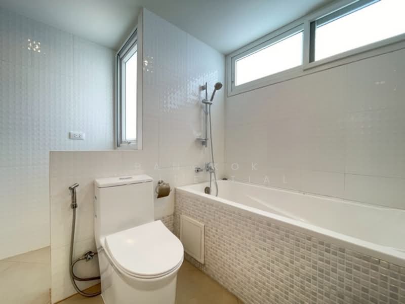 Grand Ville House 2, Bangkok, Soi Sukhumvit 19, Khlongtoei Nua, Watthana, Bangkok, 3 Bedrooms, 253 sqm, Condo For Rent, by Bangkok Residential, 500206865 - DDproperty.com