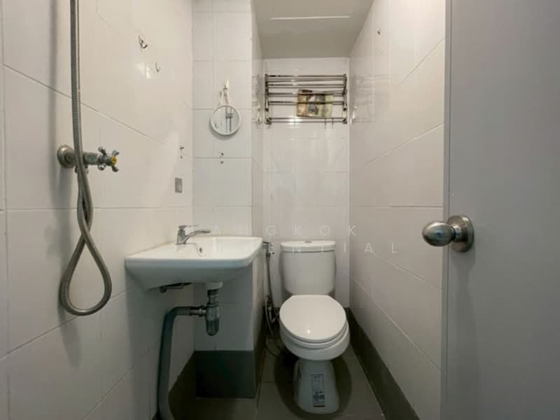 Grand Ville House 2, Bangkok, Soi Sukhumvit 19, Khlongtoei Nua, Watthana, Bangkok, 3 Bedrooms, 253 sqm, Condo For Rent, by Bangkok Residential, 500206865 - DDproperty.com