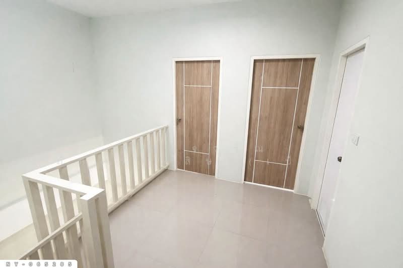 NY-065285 บ้านแฝด คันทรีวิลเลจ 7 ศรีราชา ชลบุรี ใกล้วิทยาลัยเทคโนโลยีทางทะเลแห่งเอเชีย, ชลบุรี, บึง, ศรีราชา, ชลบุรี, 144 ตร.ม., บ้านแฝด ขาย, โดย เบ็ญจวริณ ภัคเวทพิสิษฐ์(เบ็ญ), 500206873 - DDproperty.com