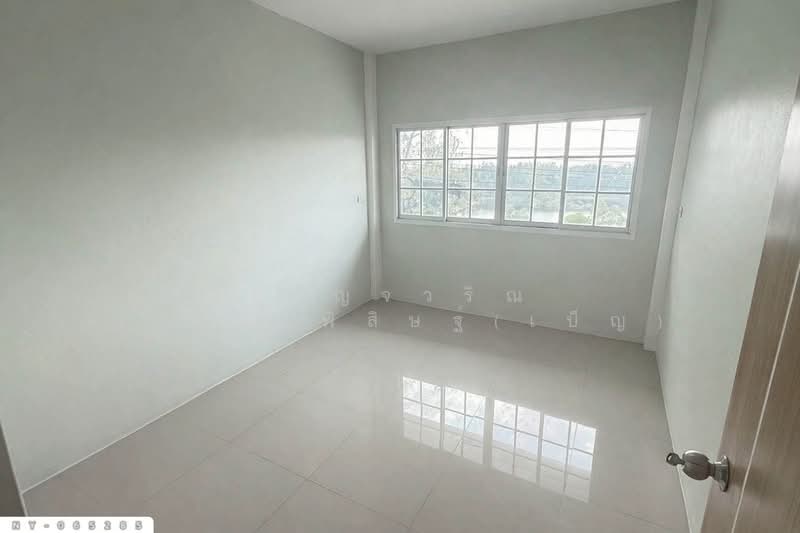 NY-065285 Twin House, Country Village 7, Sriracha, Chonburi, near Asia Marine Technology College, Chon Buri (Pattaya), Bueng, Si Racha, Chon Buri (Pattaya), 3 Bedrooms, 144 sqm, Semi-Detached House (Twin House) For Sale, by Benchawarin Pakkawetppisit, 500206873 - DDproperty.com