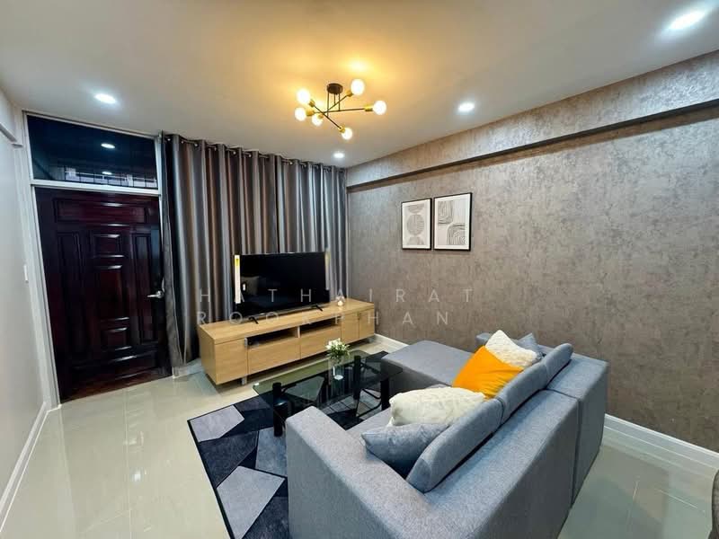 Siam Condominium, Bangkok, Rama 9, Huai Khwang, Huai Khwang, Bangkok, 2 Bedrooms, 72 sqm, Condo For Rent, by Hathairat  Rookphan  , 500206906 - DDproperty.com