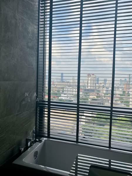 The Esse Sukhumvit 36, Bangkok, Soi Sukhumvit 36, Sukhumvit Road, Phra Kanong, Khlong Toei, Bangkok, 2 Bedrooms, 72 sqm, Condo For Rent, by Natthapong Laomahong, 500206931 - DDproperty.com