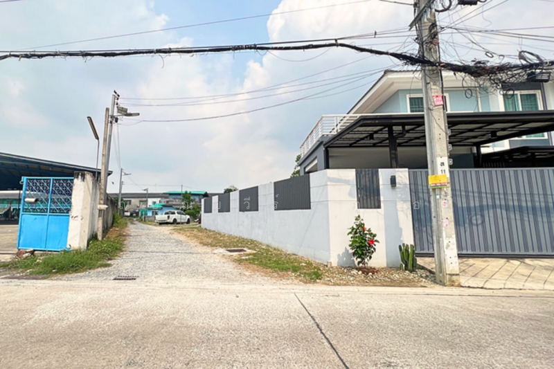 ที่ดินใกล้เพชรเกษม 81 ถ.เลียบคลองฝั่งเหนือ ซ.20/2 แขวงหนองแขม เขตหนองแขม จ.กรุงเทพมหานคร 10160, Bangkok, Nong Kham, Nong Khaem, Bangkok, , 400 sqm, Land For Sale, by คุณปุณยวีร์ ภู่ทอง (อ้อ), 500206953 - DDproperty.com