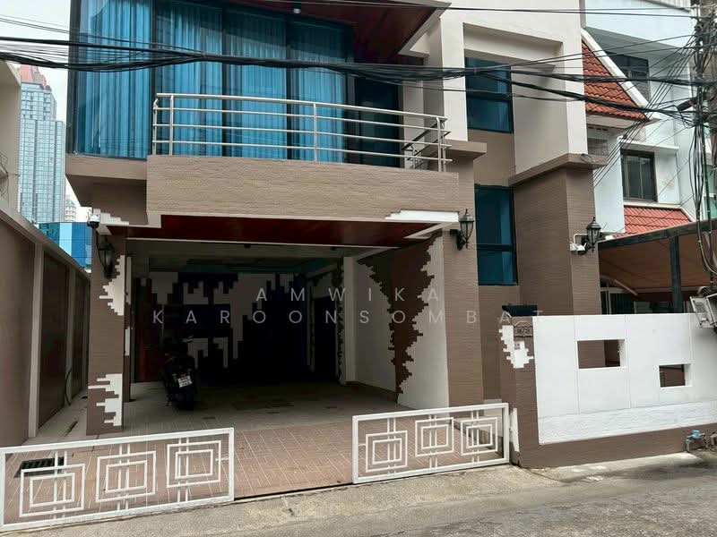 Apartment 7 floors (Time 2 sleep), Bangkok, Silom, Bang Rak, Bangkok, Studio, 34 sqm, Villa For Rent, by Amwika Karoonsombat, 500206959 - DDproperty.com