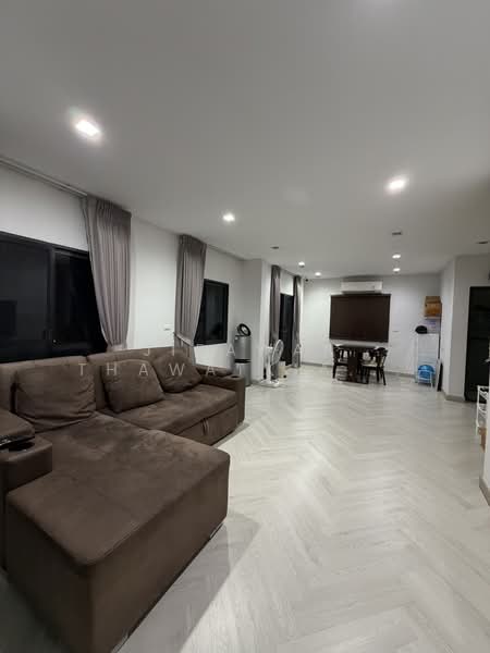 Venue Tiwanon-Rangsit, Pathum Thani, Bang Kadi, Muang Pathum Thani, Pathum Thani, 3 Bedrooms, 167 sqm, Single Detached House For Sale, by Jirawan Thawatkiattisak (Eve), 500206963 - DDproperty.com