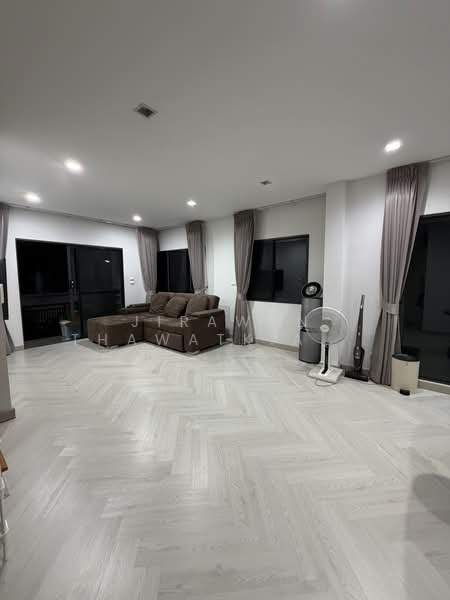 Venue Tiwanon-Rangsit, Pathum Thani, Bang Kadi, Muang Pathum Thani, Pathum Thani, 3 Bedrooms, 167 sqm, Single Detached House For Sale, by Jirawan Thawatkiattisak (Eve), 500206963 - DDproperty.com