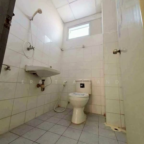 อพาร์ทเม้นท์ทำเลทอง ตรงข้าม รพ.สระบุรี, สระบุรี, ปากเพรียว, เมืองสระบุรี, สระบุรี, 168 ตร.ม., ตึกแถว-อาคารพาณิชย์ ขาย, โดย ERA Thailand, 500206973 - DDproperty.com