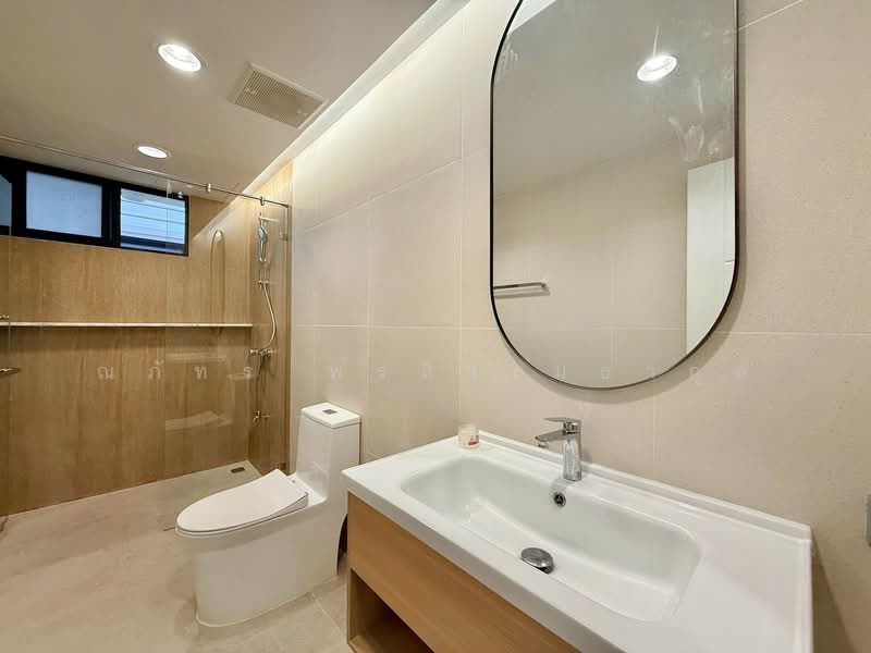 หมู่บ้านนาวิน (Nawin Village), Bangkok, Chong Nonsi, Yan Nawa, Bangkok, 4 Bedrooms, 334 sqm, Townhouse For Rent, by ณภัทร พรสิริเมธากุล, 500206989 - DDproperty.com