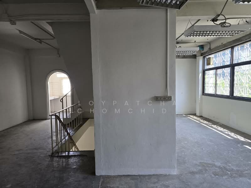 THE RANDERY BURAH MAKAN COMPANY LIMITED, กรุงเทพ, สุริยวงศ์, บางรัก, กรุงเทพ, 338 ตร.ม., ตึกแถว-อาคารพาณิชย์ ให้เช่า, โดย Ploypatcha Chomchid, 500207019 - DDproperty.com