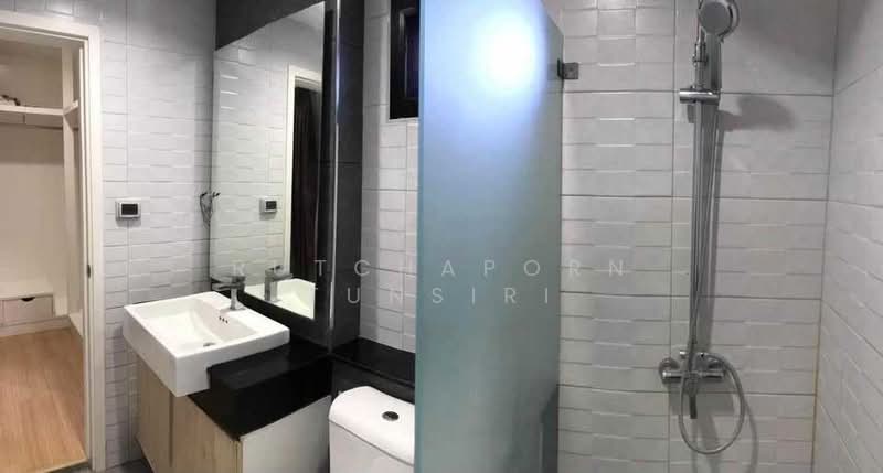 บ้านให้เช่า – ใกล้โลตัสหางดง เพียง 5 นาที ค่าเช่า 25,000 บาท / เดือน รหัสทรัพย์ : No.9H1027, Chiang Mai, Pa Daet, Muang Chiang Mai, Chiang Mai, 3 Bedrooms, 150 sqm, Single Detached House For Rent, by Rutchaporn Tunsiri, 500207020 - DDproperty.com