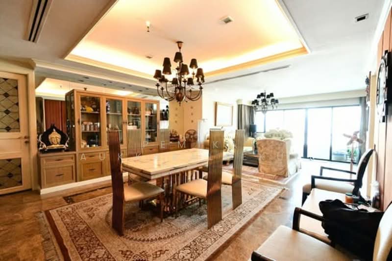 Sathorn Gardens, Bangkok, 39 South Sathorn Road, Thung Maha Mek, Sathon, Bangkok, 3 Bedrooms, 230 sqm, Condo For Sale, by Pemika Aukkaraleekul, 500207026 - DDproperty.com