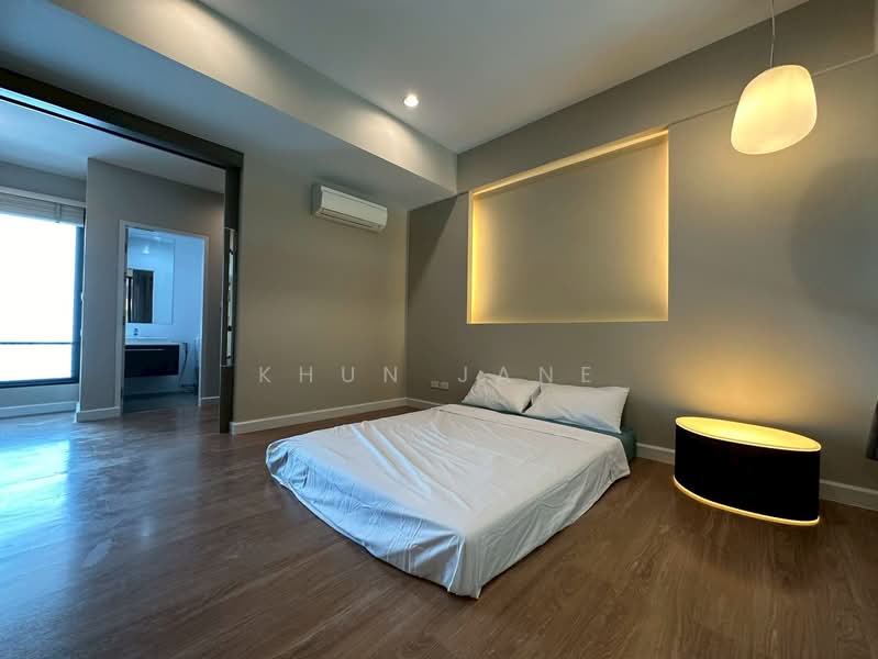 Bless Town Sukhumvit 50, Bangkok, Sukhumvit 50 Road, Phra Kanong, Khlong Toei, Bangkok, 3 Bedrooms, 300 sqm, Townhouse For Rent, by Khun Jane, 500207029 - DDproperty.com