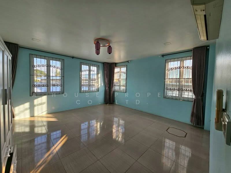 Warehouse for rent in Ban Bueng, Chonburi. Good price, suitable for storing goods., Chon Buri (Pattaya), Ban Bung, Ban Bung, Chon Buri (Pattaya), , 1,100 sqm, Warehouse/Factory For Rent, by A House Property Co.,Ltd., 500207036 - DDproperty.com