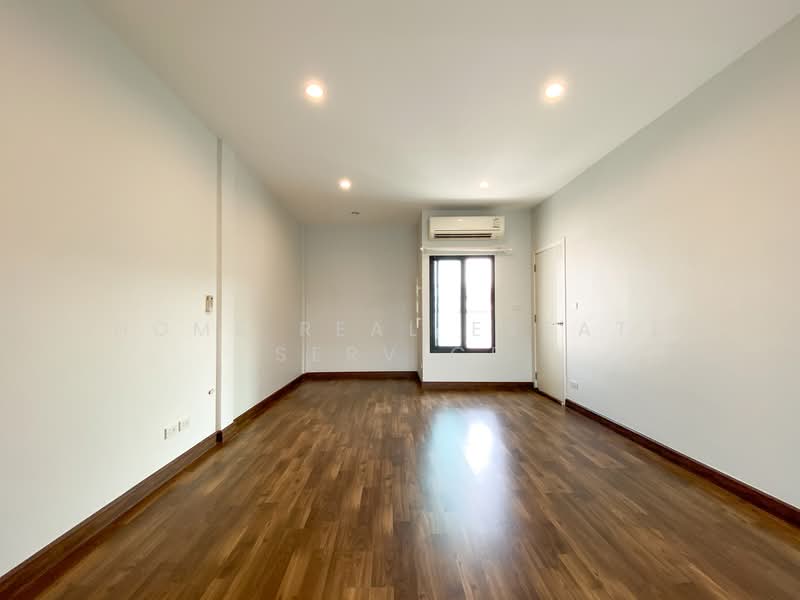 Cher Wongwaen-Sathorn, Bangkok, Soi 001 Kanchanaphisek 10, Kanchanaphisek Road, Bang Khae, Bang Khae, Bangkok, 3 Bedrooms, 170 sqm, Townhouse For Sale, by HOME Real Estate Service, 500207040 - DDproperty.com