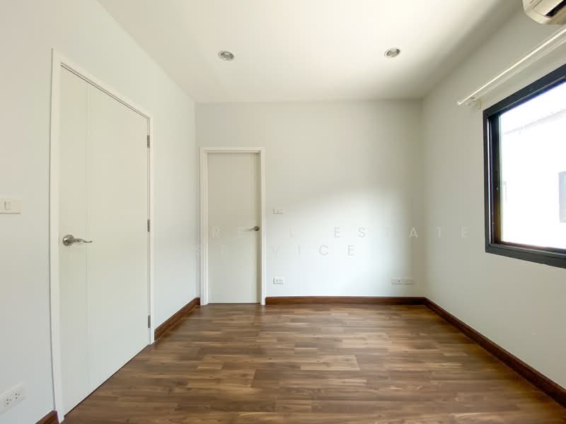 Cher Wongwaen-Sathorn, Bangkok, Soi 001 Kanchanaphisek 10, Kanchanaphisek Road, Bang Khae, Bang Khae, Bangkok, 3 Bedrooms, 170 sqm, Townhouse For Sale, by HOME Real Estate Service, 500207040 - DDproperty.com