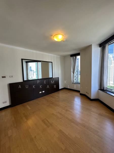 All Seasons Mansion, Bangkok, Soi Ruamrudee, Wireless Road, Lumphini, Pathum Wan, Bangkok, 3 Bedrooms, 178 sqm, Condo For Sale, by Pemika Aukkaraleekul, 500207048 - DDproperty.com