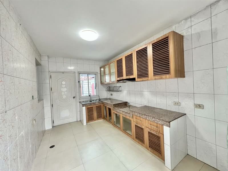 The Plant Citi Sathorn, Bangkok, Kanlapaphruek Road, Bangkhuntien, Chom Thong, Bangkok, 5 Bedrooms, 360 sqm, Townhouse For Sale, by คุณ มรรษนัญฑ์ สุปัญญา (มัส), 500207065 - DDproperty.com