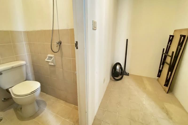 The Emporio Place, Bangkok, 93 Soi Sukhumvit 24, Sukhumvit Road, Khong Tan, Khlong Toei, Bangkok, 3 Bedrooms, 161 sqm, Condo For Sale, by คุณเอ, 500207069 - DDproperty.com