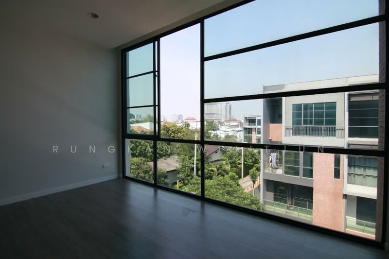 Siri Square Charoenkrung 80, Bangkok, 39/9 Charoen Krung 80 Road, Bang Kho Laem, Bang Kho Laem, Bangkok, 4 Bedrooms, 445 sqm, Townhouse For Sale, by Rungkan Wijitjun, 500207070 - DDproperty.com