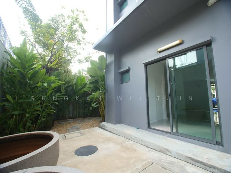 Siri Square Charoenkrung 80, Bangkok, 39/9 Charoen Krung 80 Road, Bang Kho Laem, Bang Kho Laem, Bangkok, 4 Bedrooms, 445 sqm, Townhouse For Sale, by Rungkan Wijitjun, 500207070 - DDproperty.com