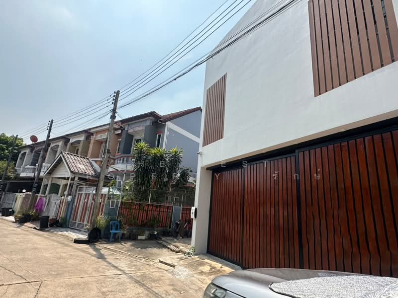 For Sale - หมู่บ้านปาริชาติ345 บางคูวัด, Pathum Thani