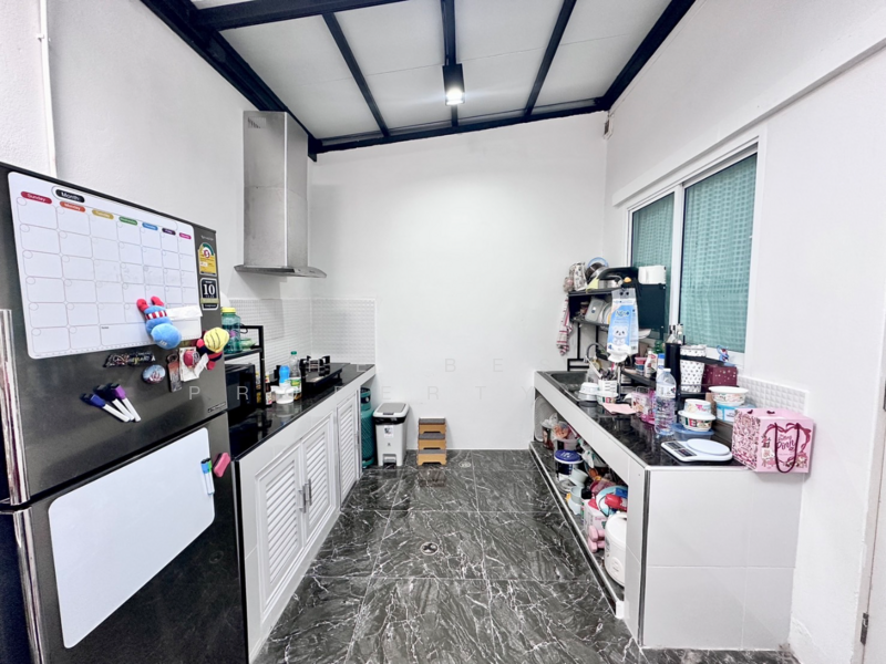 วีวัลเลย์ บ้านสวนซอย 11-หนองข้างคอก, Chon Buri (Pattaya), Nong Ri, Muang Chon Buri, Chon Buri (Pattaya), 4 Bedrooms, 100 sqm, Townhouse For Sale, by The Best Property ปิ่น, 500207157 - DDproperty.com