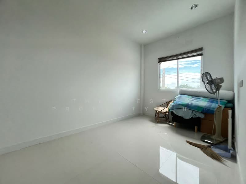 วีวัลเลย์ บ้านสวนซอย 11-หนองข้างคอก, Chon Buri (Pattaya), Nong Ri, Muang Chon Buri, Chon Buri (Pattaya), 4 Bedrooms, 100 sqm, Townhouse For Sale, by The Best Property ปิ่น, 500207157 - DDproperty.com