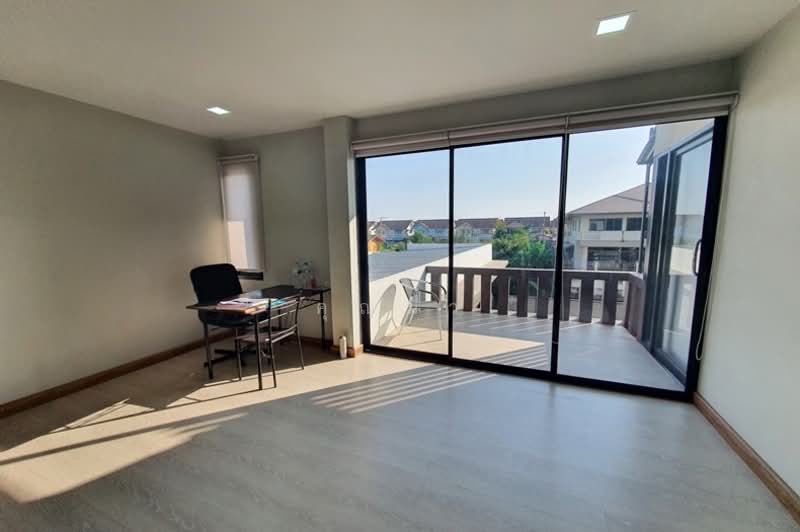 Muang Ake Village, Pathum Thani, Muang Ake Rd, Lak Hok, Muang Pathum Thani, Pathum Thani, 4 Bedrooms, 526 sqm, Single Detached House For Sale, by คุณมิว, 500207172 - DDproperty.com