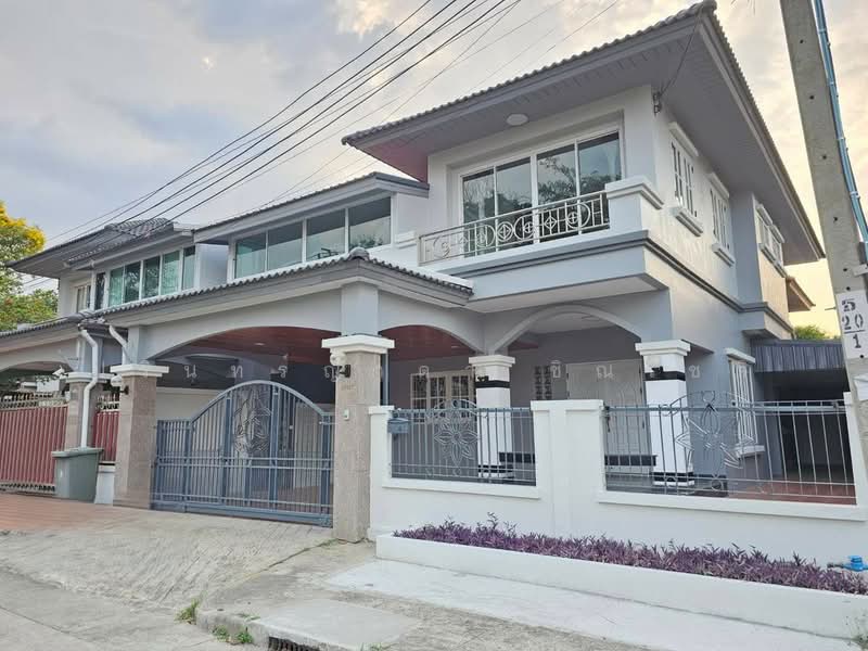 ให้เช่า - หมู่บ้าน สวนดอกไม้ พุทธมณฑลสาย 3o, กรุงเทพ