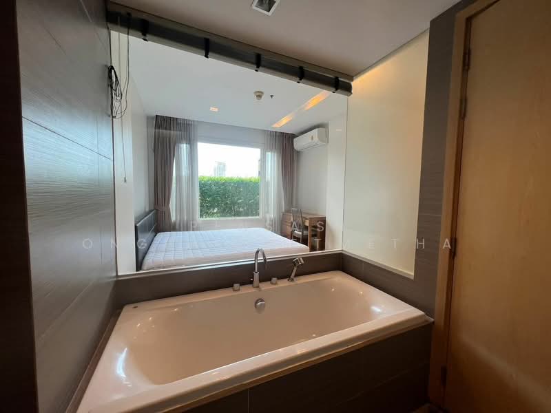 Siri At Sukhumvit, Bangkok, 902 Sukhumvit Road, Phra Kanong, Khlong Toei, Bangkok, 2 Bedrooms, 71 sqm, Condo For Rent, by Pensasi Ongphichetmetha, 500207224 - DDproperty.com