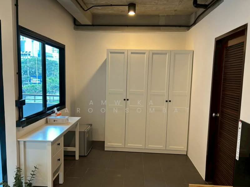 Apartment 7 floors (Time 2 sleep), Bangkok, Silom, Bang Rak, Bangkok, Studio, 34 sqm, Villa For Rent, by Amwika Karoonsombat, 500207259 - DDproperty.com