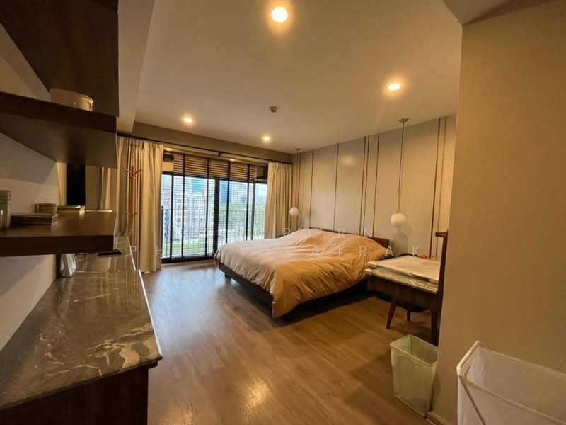 Noble Above Wireless-Ruamrudee, Bangkok, Wireless Road, Lumphini, Pathum Wan, Bangkok, 1 Bedroom, 67 sqm, Condo For Sale, by Tanaporn Phumvilairak, 500207262 - DDproperty.com