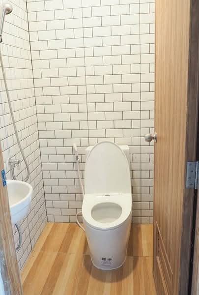 3-BR Townhouse, Bangkok, Khlong Chaokhun Sing, Wang Thonglang, Bangkok, 3 Bedrooms, 135 sqm, Townhouse For Sale, by Tanaporn Phumvilairak, 500207268 - DDproperty.com