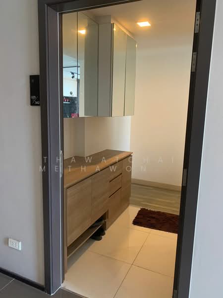 Moniiq Sukhumvit 64, Bangkok, Soi Sukhumvit 64, Bang Chak, Phra Khanong, Bangkok, 2 Bedrooms, 46 sqm, Condo For Sale, by Thawatchai Methawongworakul, 500207342 - DDproperty.com