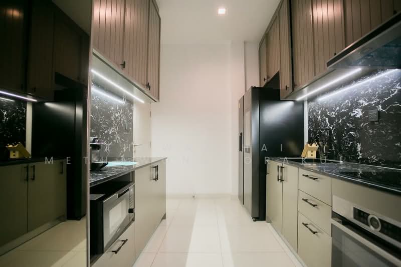 The Gentry Ekamai-Ladprao, Bangkok, 90 Soi Ladprao 94, Phlapphla, Wang Thonglang, Bangkok, 3 Bedrooms, 380 sqm, Single Detached House For Rent, by Thawatchai Methawongworakul, 500207344 - DDproperty.com