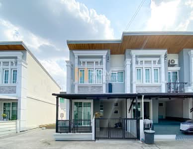 ขาย - Golden Town Sathorn : โกลเด้น ทาวน์ สาทร, กรุงเทพ