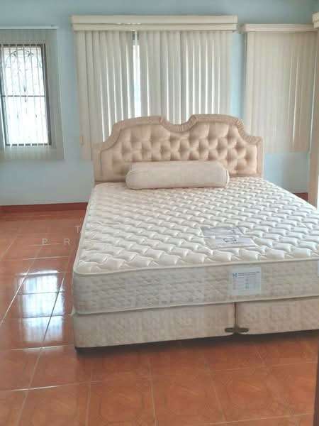 Poonsinh Thani 3, Bangkok, Rat Phatthana Road, Khlong Song Ton Nun, Lat Krabang, Bangkok, 2 Bedrooms, 100 sqm, Townhouse For Sale, by The Best Property ไก่, 500207361 - DDproperty.com