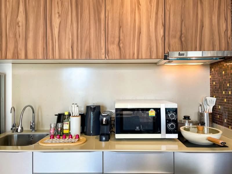 The Lofts Ekkamai, Bangkok, 1415 Sukhumvit Road, Phra Kanong Nua, Watthana, Bangkok, 1 Bedroom, 47 sqm, Condo For Rent, by Connex Property, 500207380 - DDproperty.com